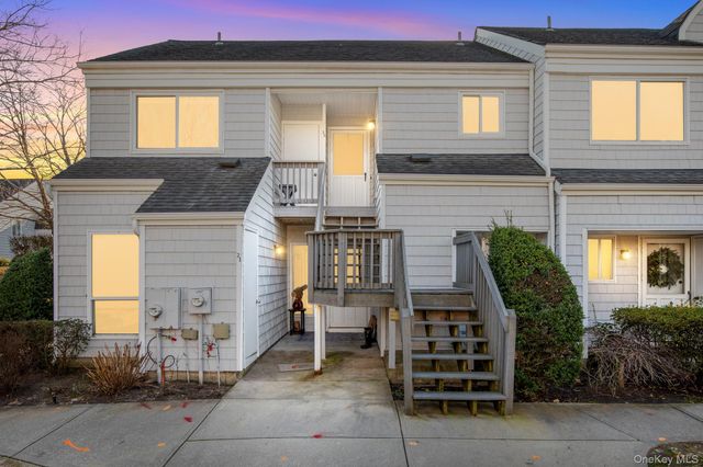 220 Montauk Highway 22, Eastport, NY 11972