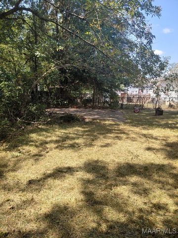 1132 First Avenue, Selma, AL 36703