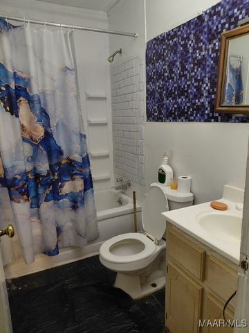 1132 First Avenue, Selma, AL 36703