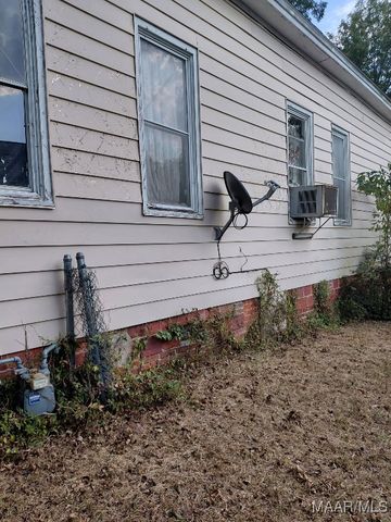 1132 First Avenue, Selma, AL 36703