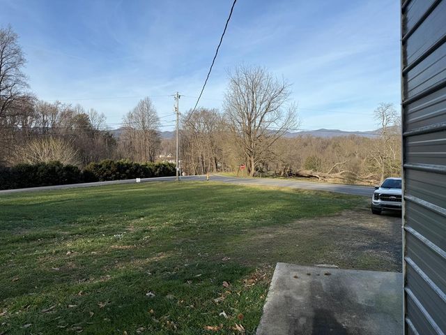 4357 Fairview Road, Andrews, NC 28901