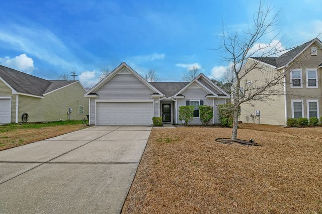 532 English Oak Circle, Moncks Corner, SC 29461