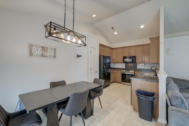 532 English Oak Circle, Moncks Corner, SC 29461