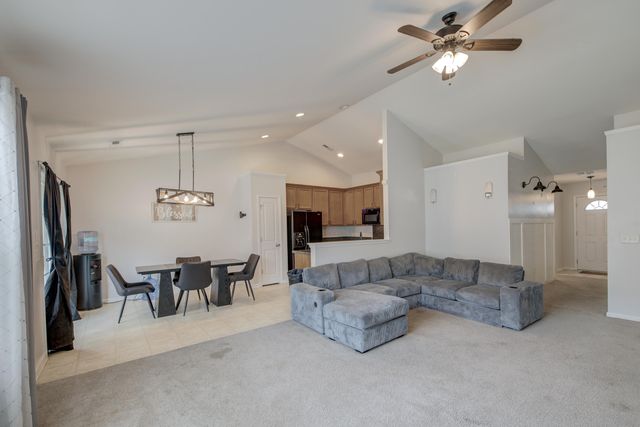 532 English Oak Circle, Moncks Corner, SC 29461