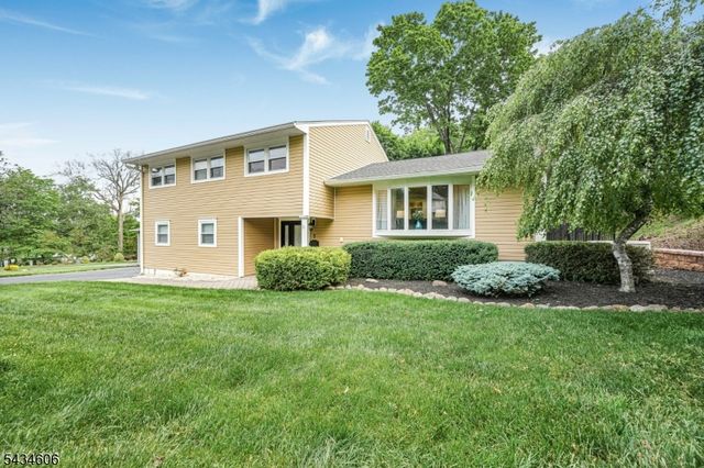 7 Kossuth Pl, Wayne Twp., NJ 07470