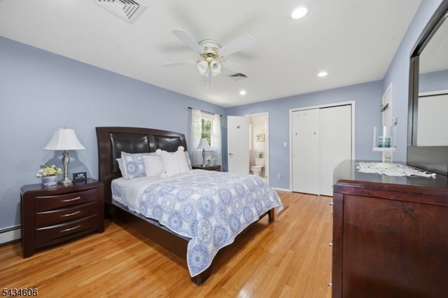 7 Kossuth Pl, Wayne Twp., NJ 07470