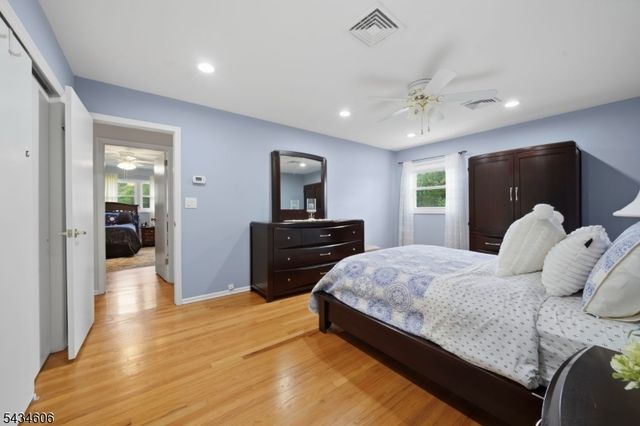 7 Kossuth Pl, Wayne Twp., NJ 07470