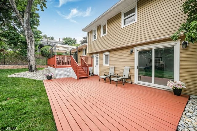 7 Kossuth Pl, Wayne Twp., NJ 07470