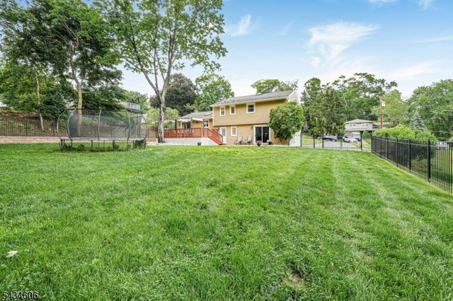 7 Kossuth Pl, Wayne Twp., NJ 07470