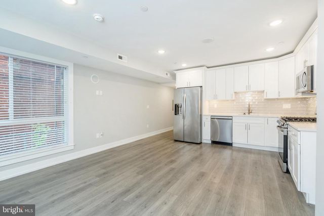1309 S 52ND ST, Philadelphia, PA 19143