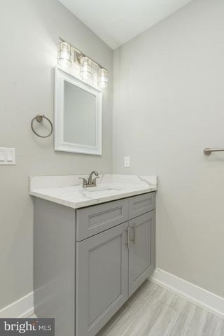 1309 S 52ND ST, Philadelphia, PA 19143
