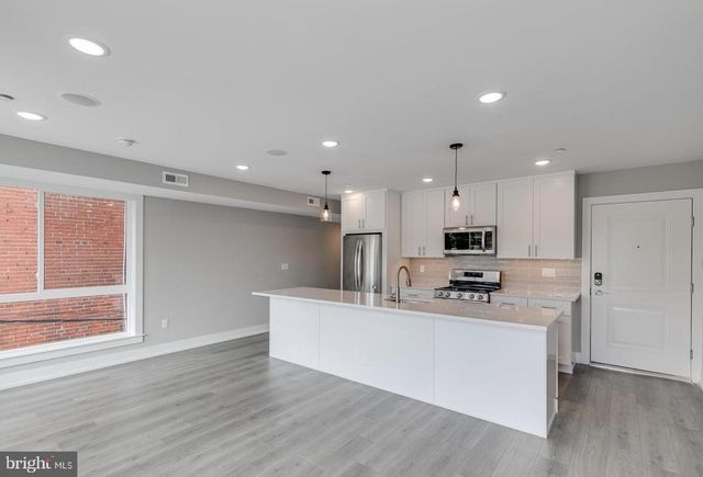 1309 S 52ND ST, Philadelphia, PA 19143