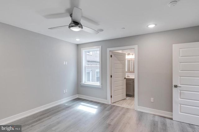 1309 S 52ND ST, Philadelphia, PA 19143