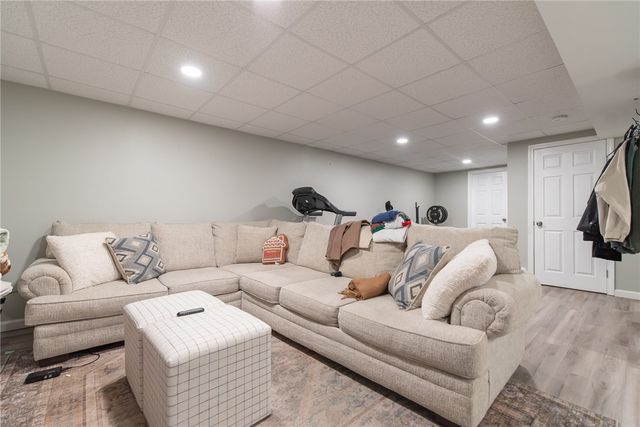 91 Windsor Park Drive, Coventry, RI 02816