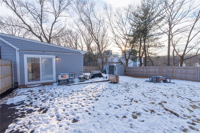 91 Windsor Park Drive, Coventry, RI 02816