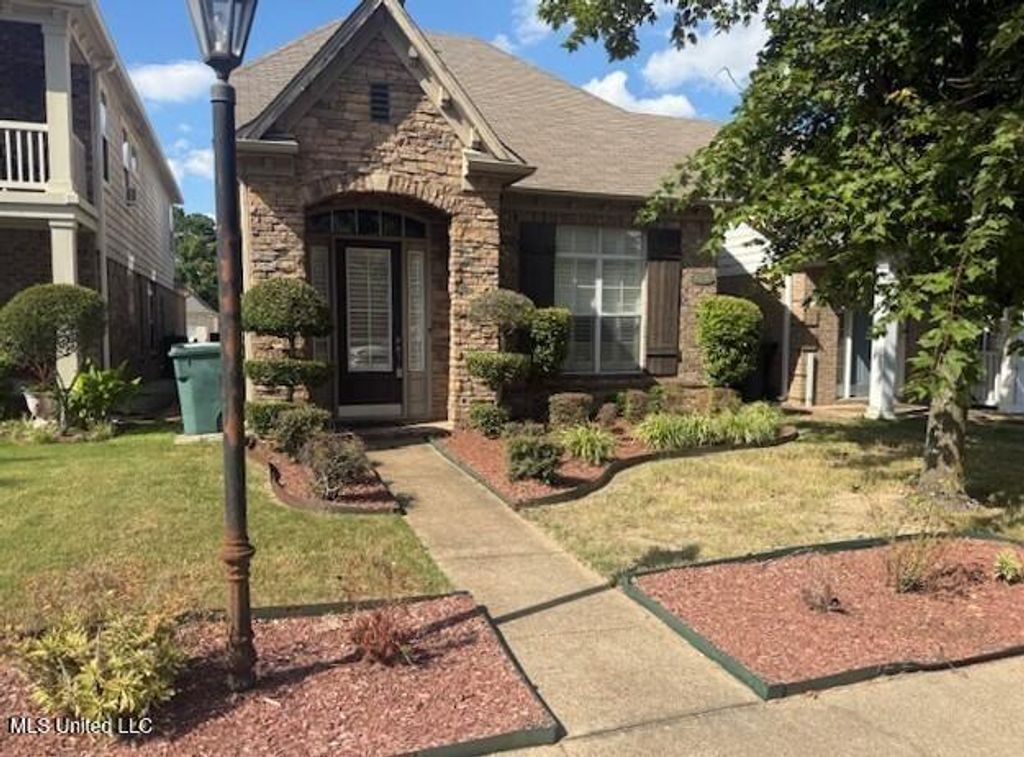 8520 Shady Elm Drive, Cordova, TN 38018