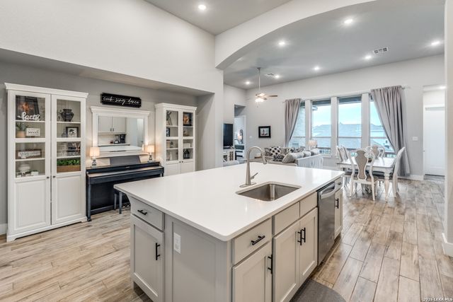 24727 Malka, San Antonio, TX 78261