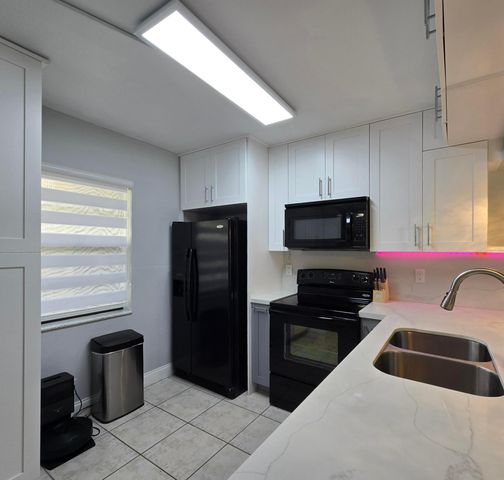 10501 W Broward Boulevard 302, Plantation, FL 33324