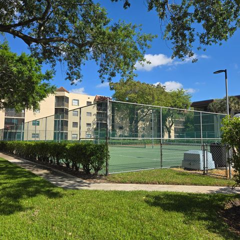 10501 W Broward Boulevard 302, Plantation, FL 33324