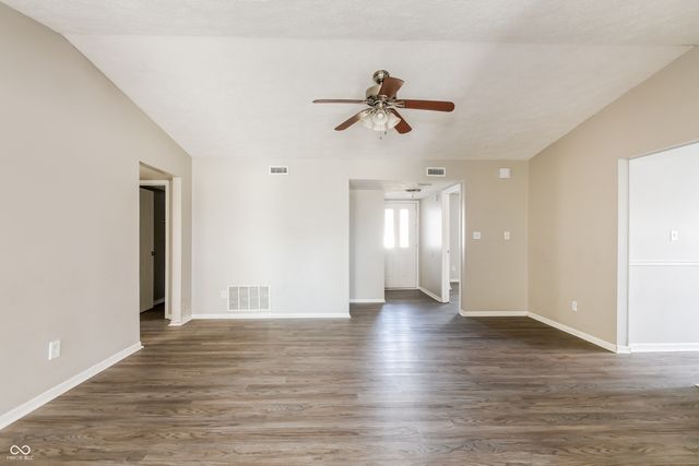 3811 Oil Creek Drive, Indianapolis, IN 46268