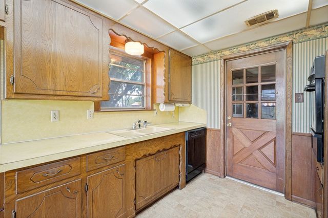 260 New Hope Road E, New Hope, TX 75071