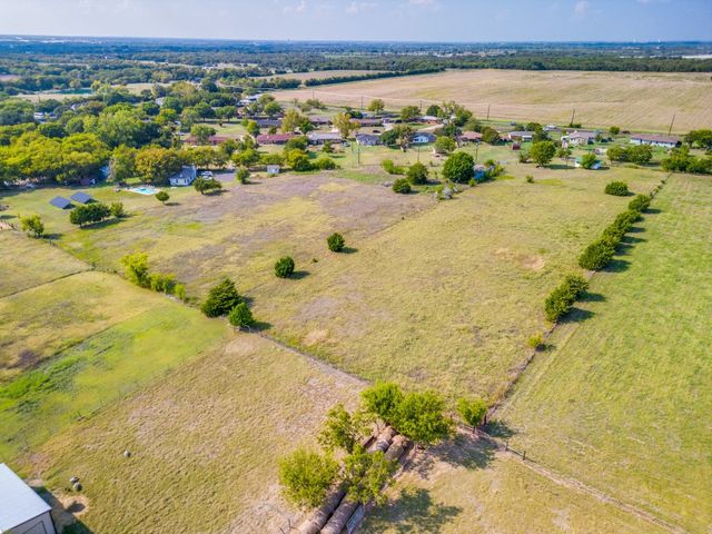 260 New Hope Road E, New Hope, TX 75071