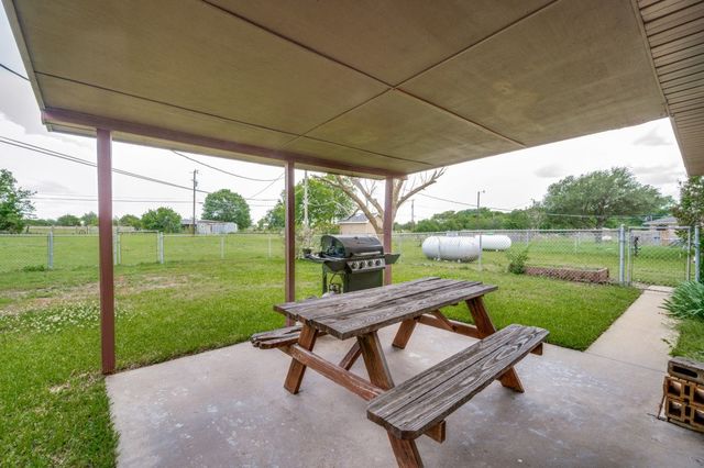 260 New Hope Road E, New Hope, TX 75071