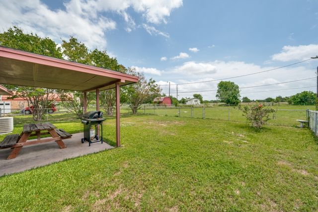 260 New Hope Road E, New Hope, TX 75071