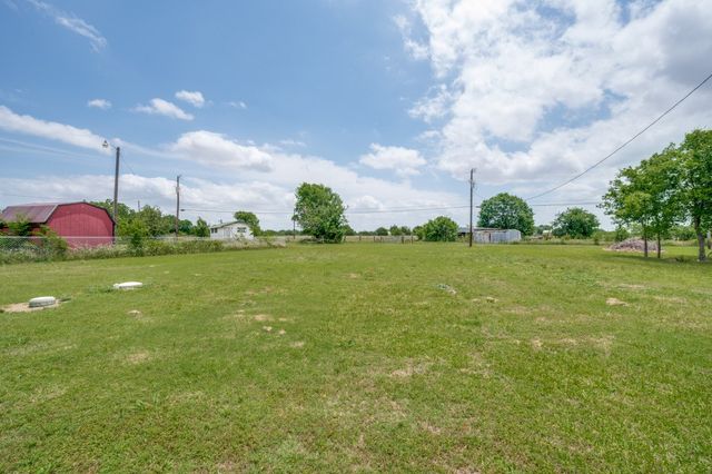 260 New Hope Road E, New Hope, TX 75071
