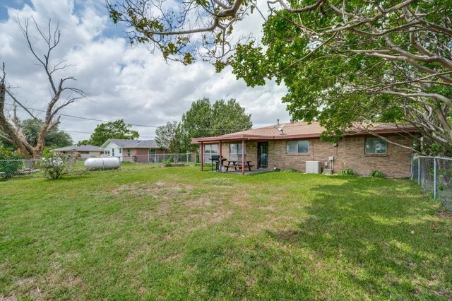 260 New Hope Road E, New Hope, TX 75071
