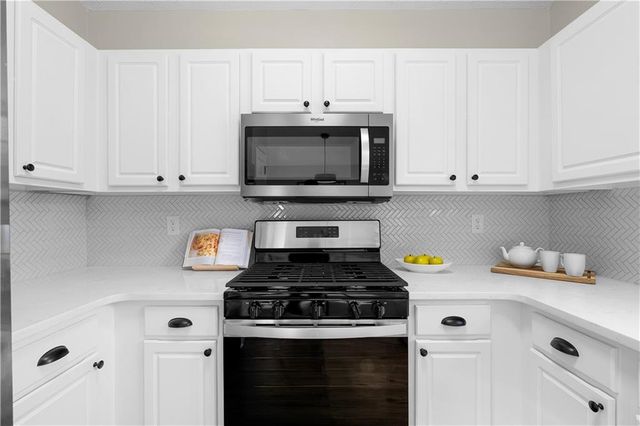 1061 Fishback Way, Sugar Hill, GA 30518