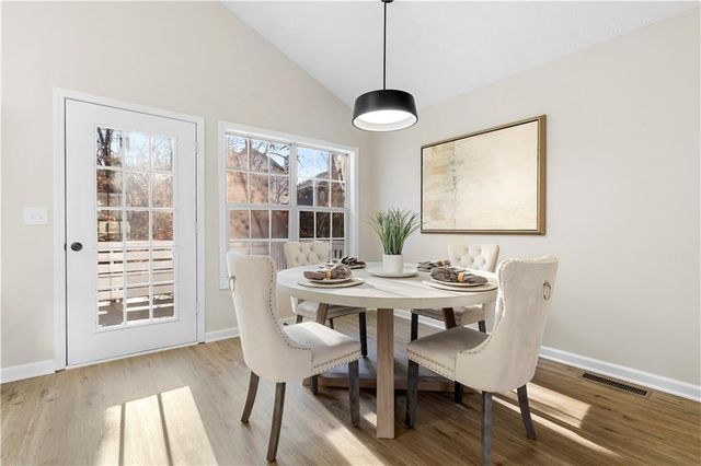 1061 Fishback Way, Sugar Hill, GA 30518