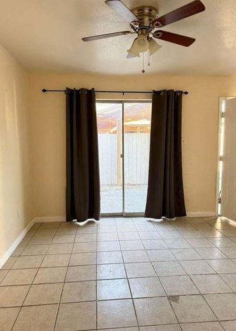 7318 Boone Road B, Houston, TX 77072