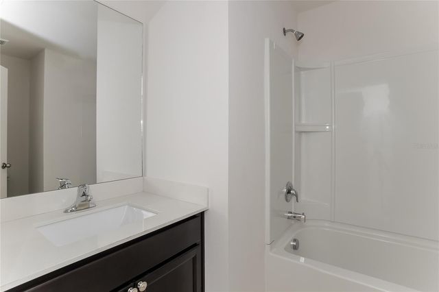 1724 CANAAN LOOP, Dundee, FL 33838