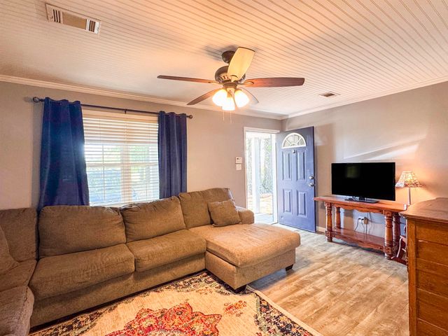 446 S CANAAN GROVE RD, Mason, TN 38049