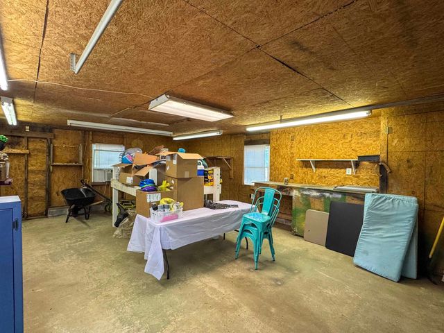 446 S CANAAN GROVE RD, Mason, TN 38049
