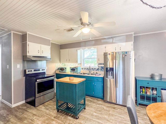446 S CANAAN GROVE RD, Mason, TN 38049