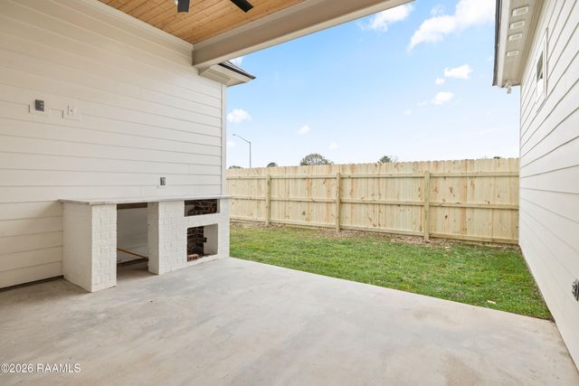 119 Travellers Palm Way, Youngsville, LA 70592