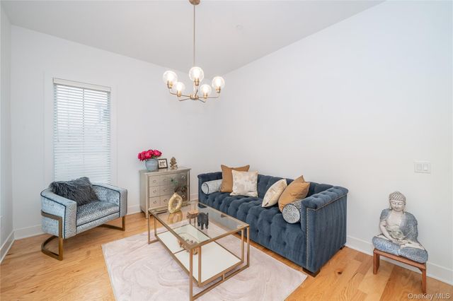 4 Wright Drive, Chappaqua, NY 10514