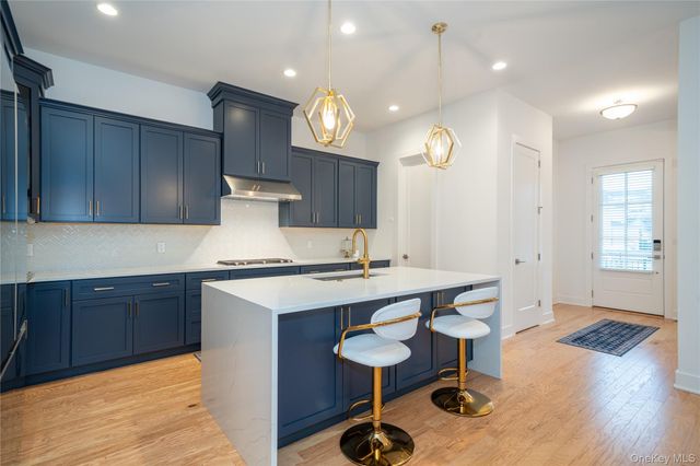 4 Wright Drive, Chappaqua, NY 10514