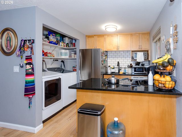 2027 THOMPSON Ave, Vancouver, WA 98660