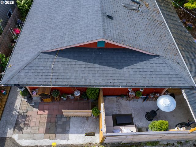 2027 THOMPSON Ave, Vancouver, WA 98660