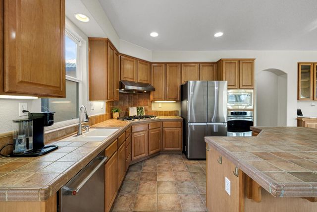 1806 Whimbrel Ct, Rocklin, CA 95765