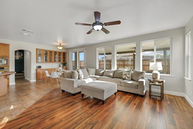 1806 Whimbrel Ct, Rocklin, CA 95765