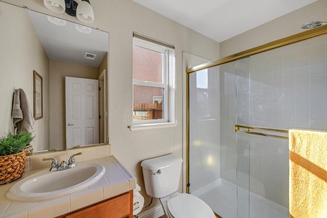 1806 Whimbrel Ct, Rocklin, CA 95765