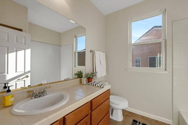 1806 Whimbrel Ct, Rocklin, CA 95765