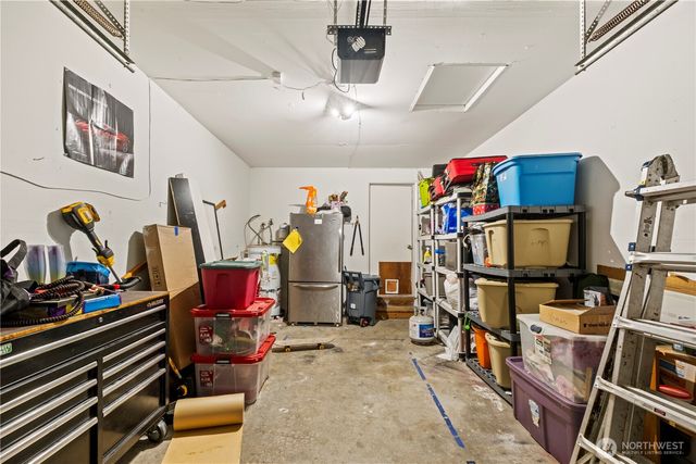 10425 Holly Drive, Everett, WA 98204