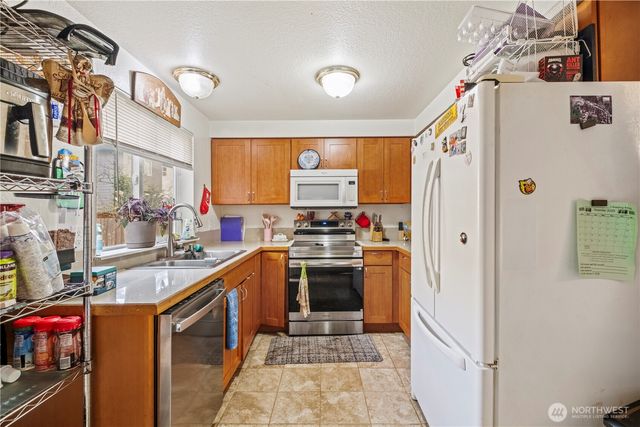 10425 Holly Drive, Everett, WA 98204