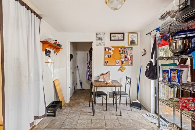 10425 Holly Drive, Everett, WA 98204