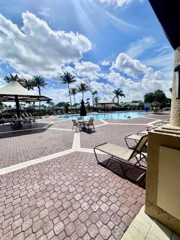 705 SE 25th Ln, Homestead, FL 33033